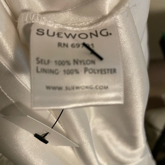 Beautiful white Sue Wong dress - Picture 12 of 13